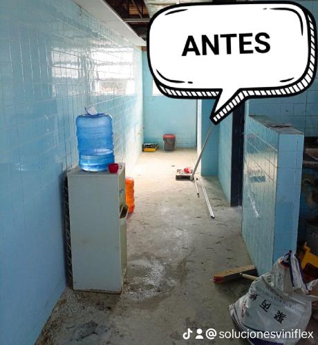Pintura hidro epoxy si bre ceramica revestidos con mallas y masilla inicialmente